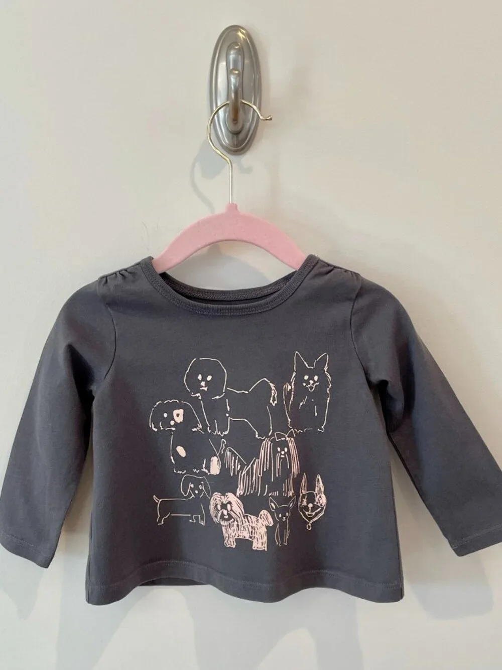 Tea Collection Gray Long Sleeve Tee with Metallic Dog Graphic - Sz 9-12m